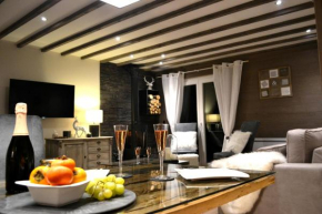 Гостиница Chalet L'Ecureuil  Фон-Роме-Одейо-Виа